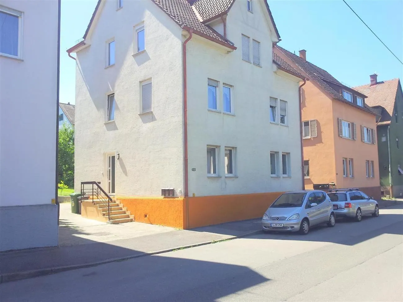 Alfa Stuttgart 3Br 5 Beds Netflix Inet Ebk Wasen Apartment Nahe Daimler L Bathroom L Kitchen L Wifi & Smarttv L 3 Zimmer 5 Betten L Kueche L Duschbad