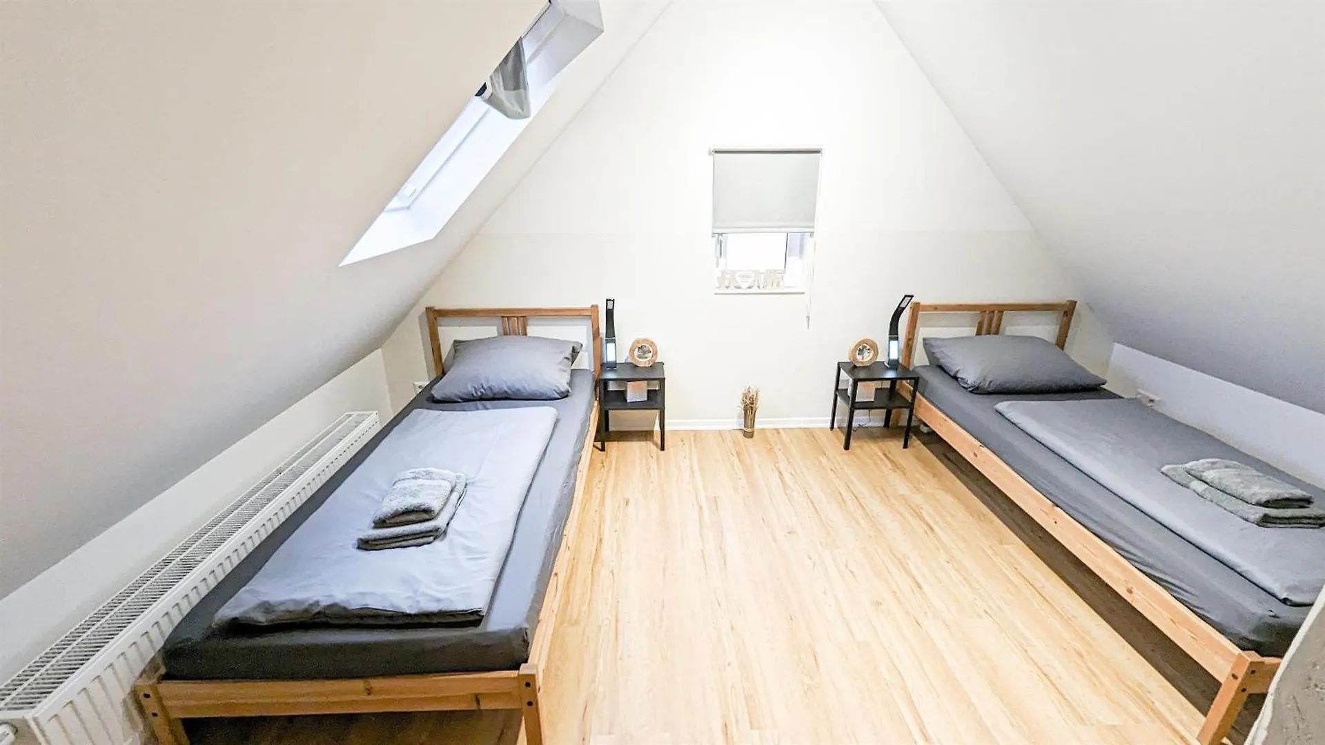 Alfa Stuttgart 3Br 5 Beds Netflix Inet Ebk Wasen Apartment Nahe Daimler L Bathroom L Kitchen L Wifi & Smarttv L 3 Zimmer 5 Betten L Kueche L Duschbad