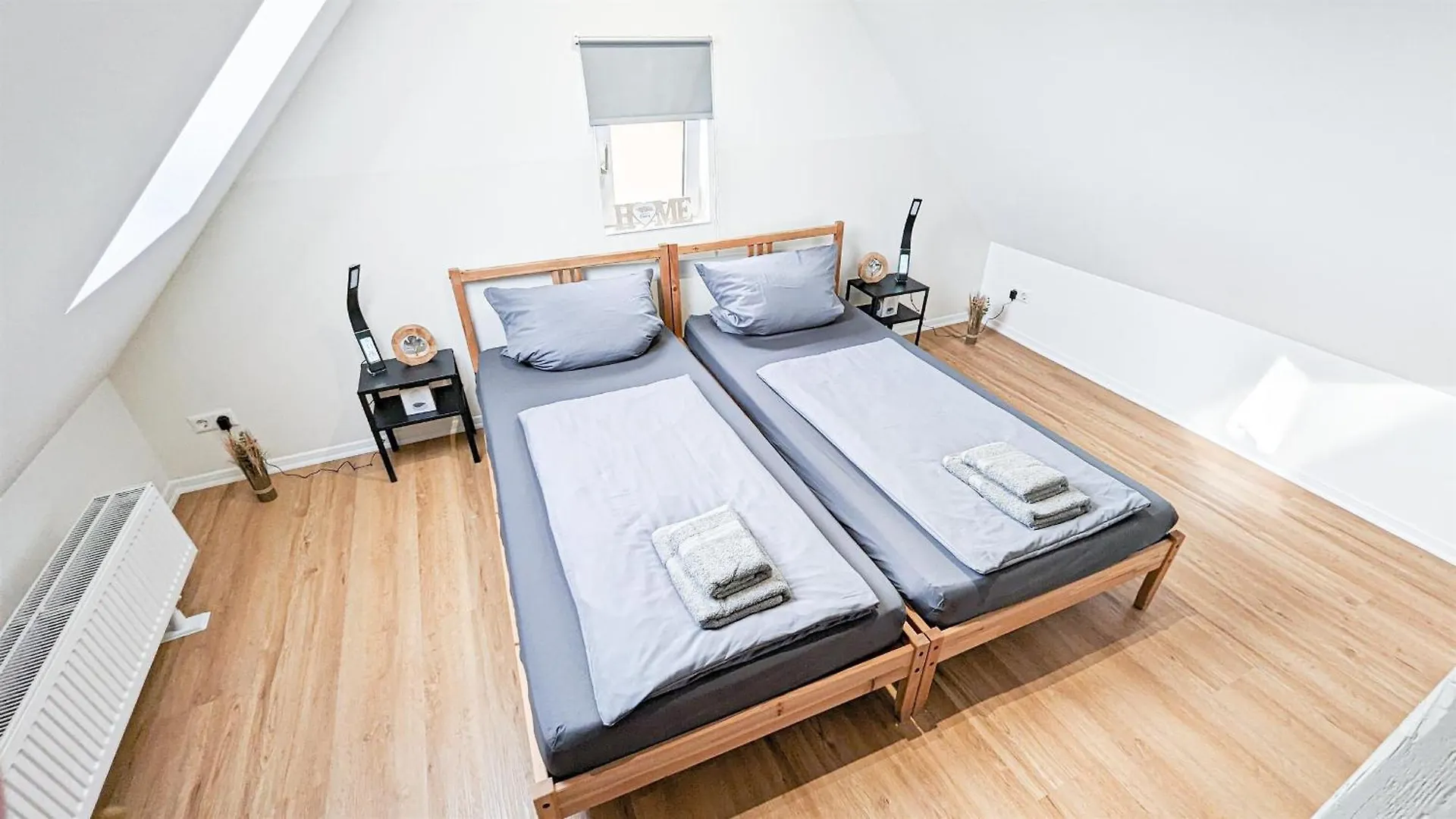 Alfa Stuttgart 3Br 5 Beds Netflix Inet Ebk Wasen Apartment Nahe Daimler L Bathroom L Kitchen L Wifi & Smarttv L 3 Zimmer 5 Betten L Kueche L Duschbad Germany
